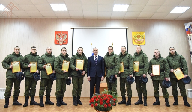Михаил Игнатьев: «Для военнослужащих честь офицера превыше всего»
