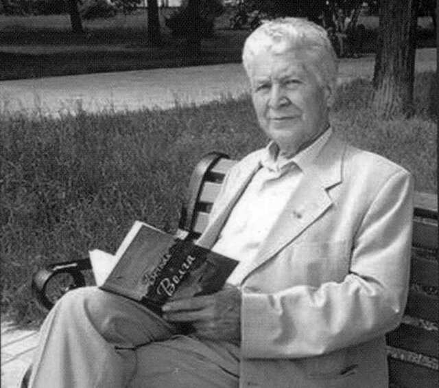 Чувашский писатель и журналист Николай Сорокин (1941-2021). Фото газеты «Сувар»