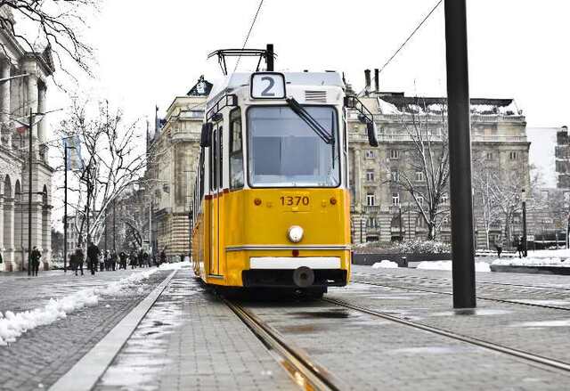 Трамвай. Изображение с сайта UIhere.com